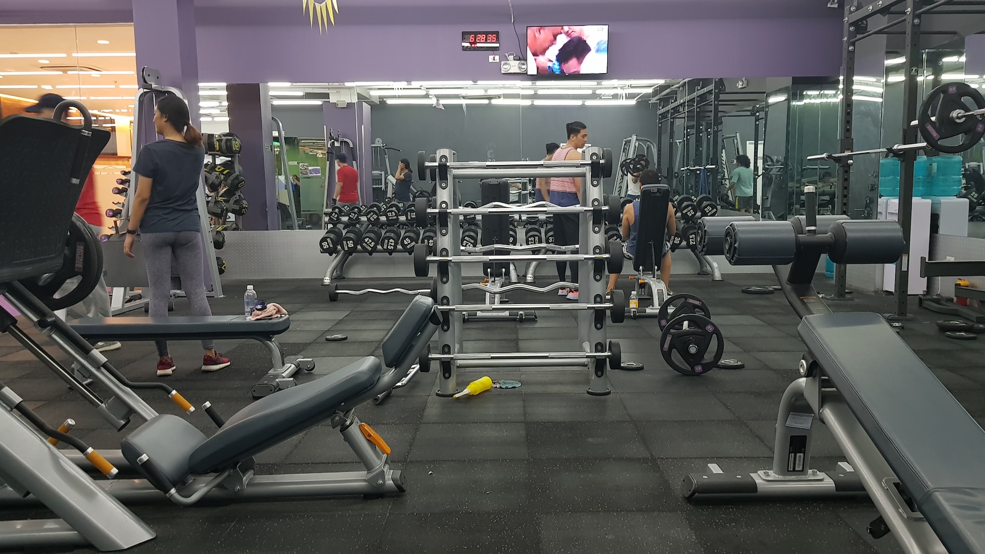 One Life Fitness: Elevate Your Fitness Experience